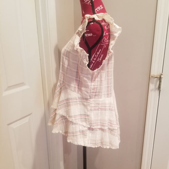 True Craft Ruffle Top - Picture 3 of 4